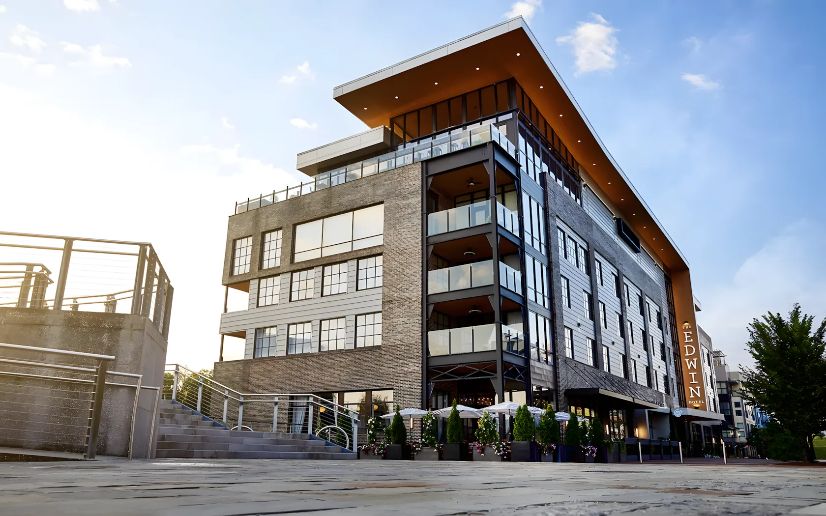 The Edwin Hotel image 1